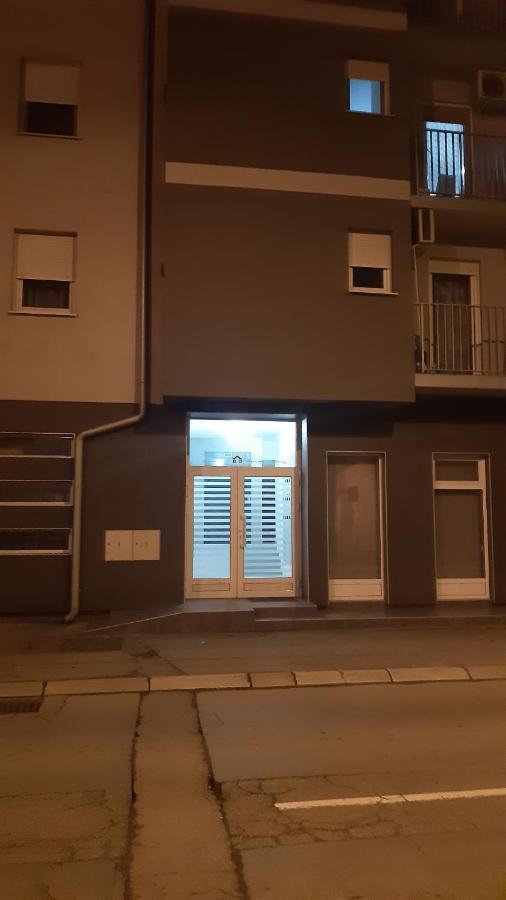 Apartman Luna Валево Экстерьер фото